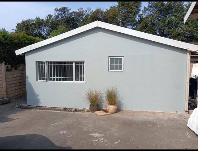 2 BEDROOM PROPERTY TO RENT IN DURBAN NORTH